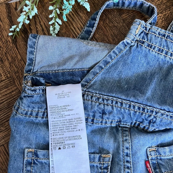 LEVI’S Blue Knot strap Shortall - Picture 5 of 6